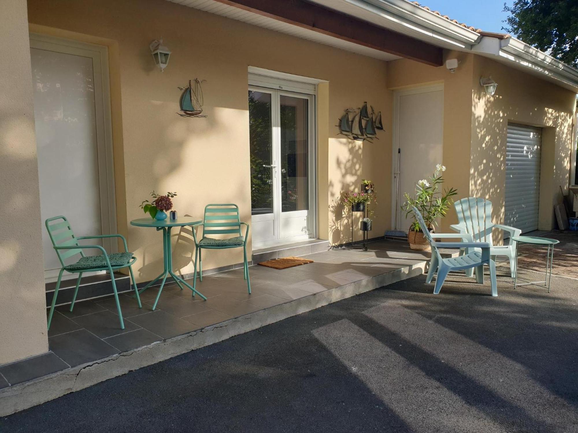 Chez Guillaume Et Bequie Apartment Biganos Bagian luar foto